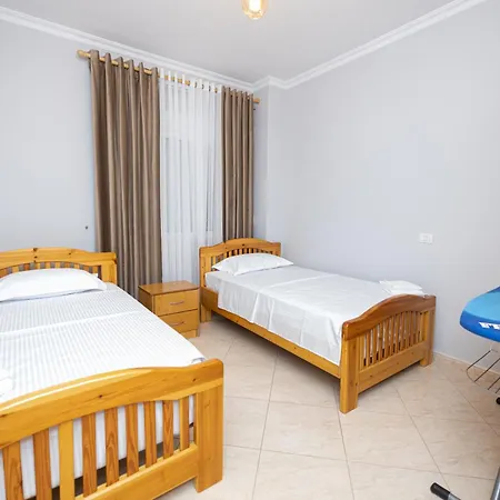 Adams Apartmán *